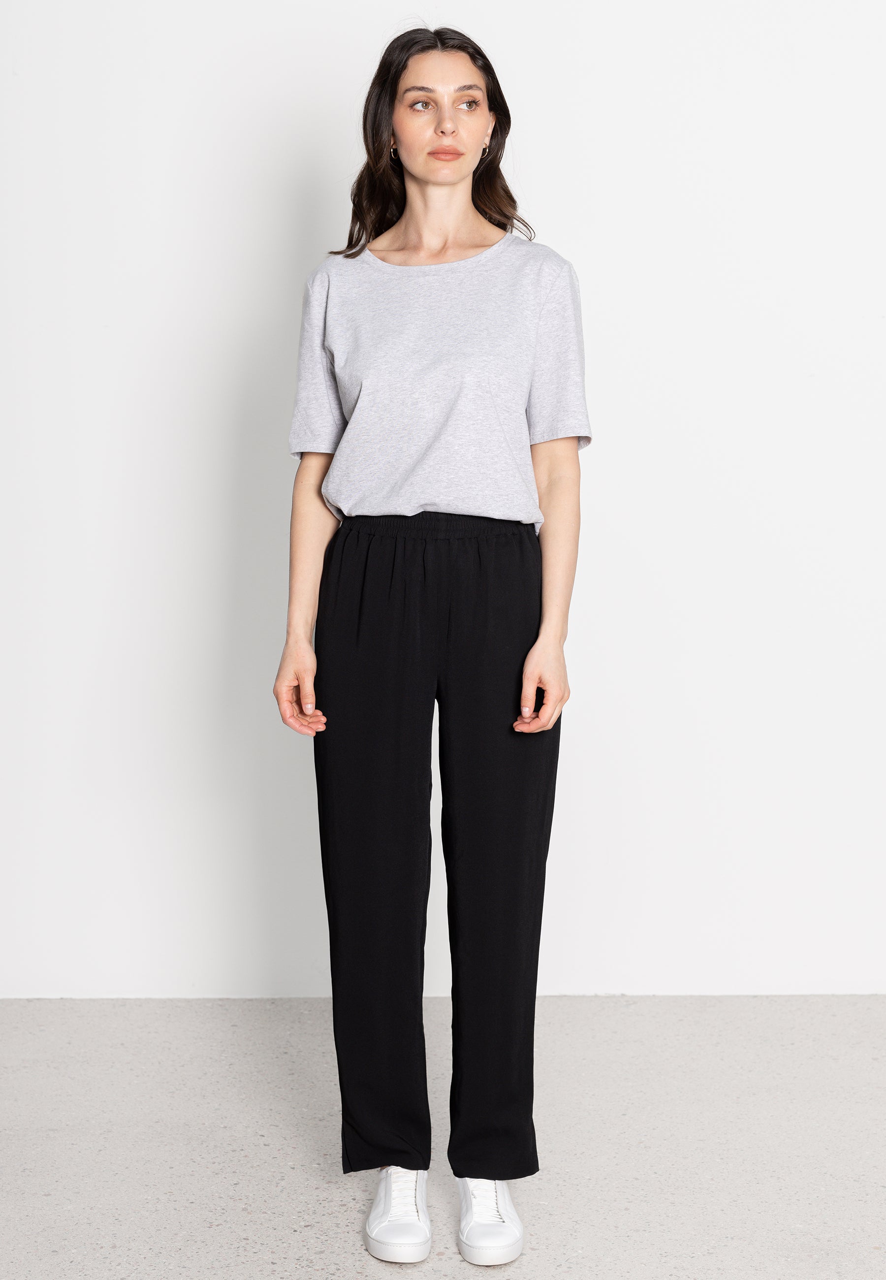 RELAXED FIT TROUSERS