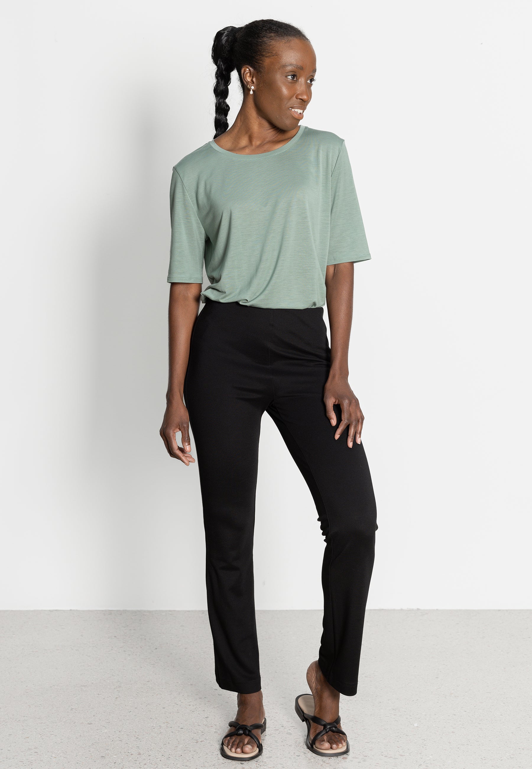 STRAIGHT LEG TROUSERS