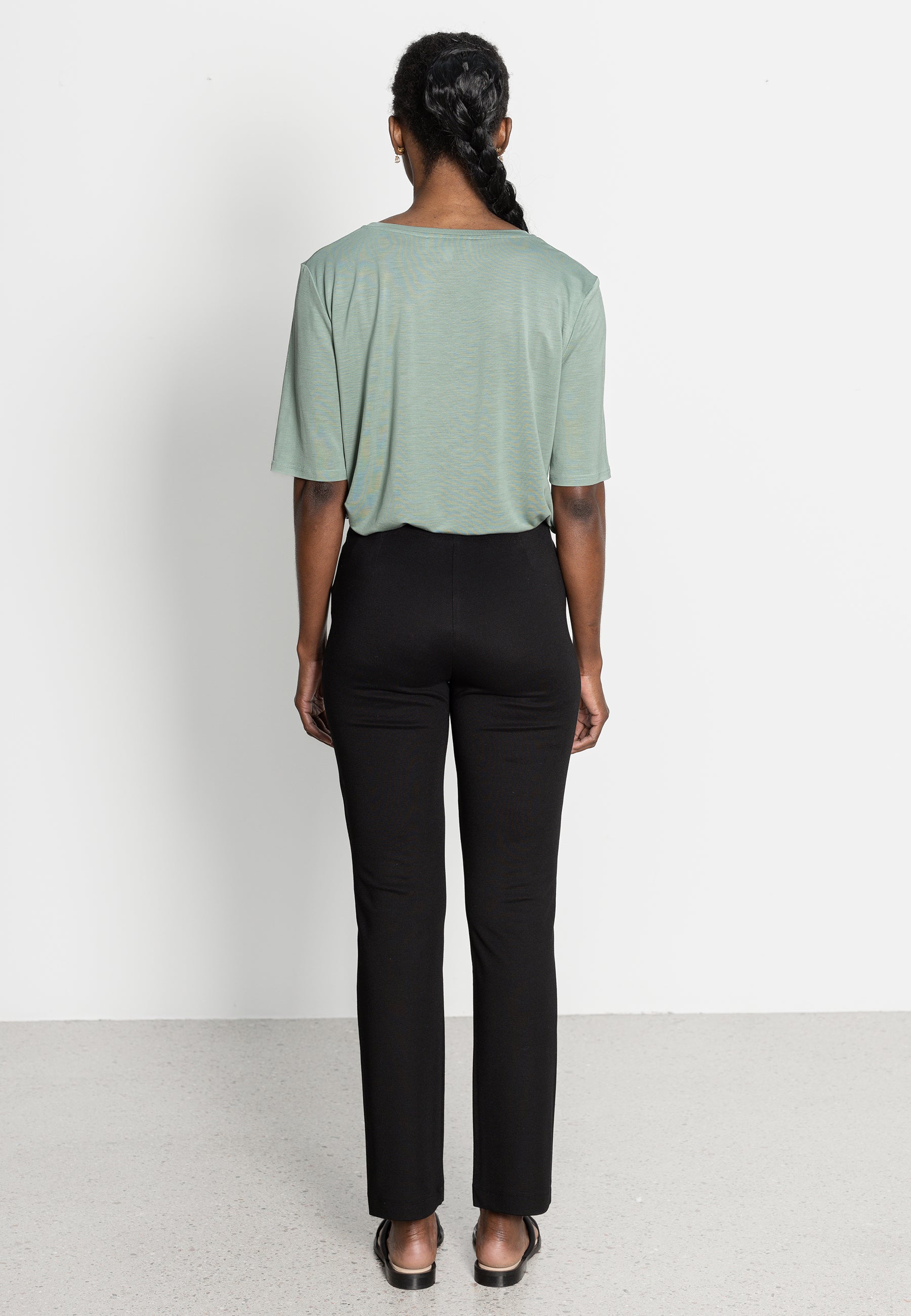 STRAIGHT LEG TROUSERS