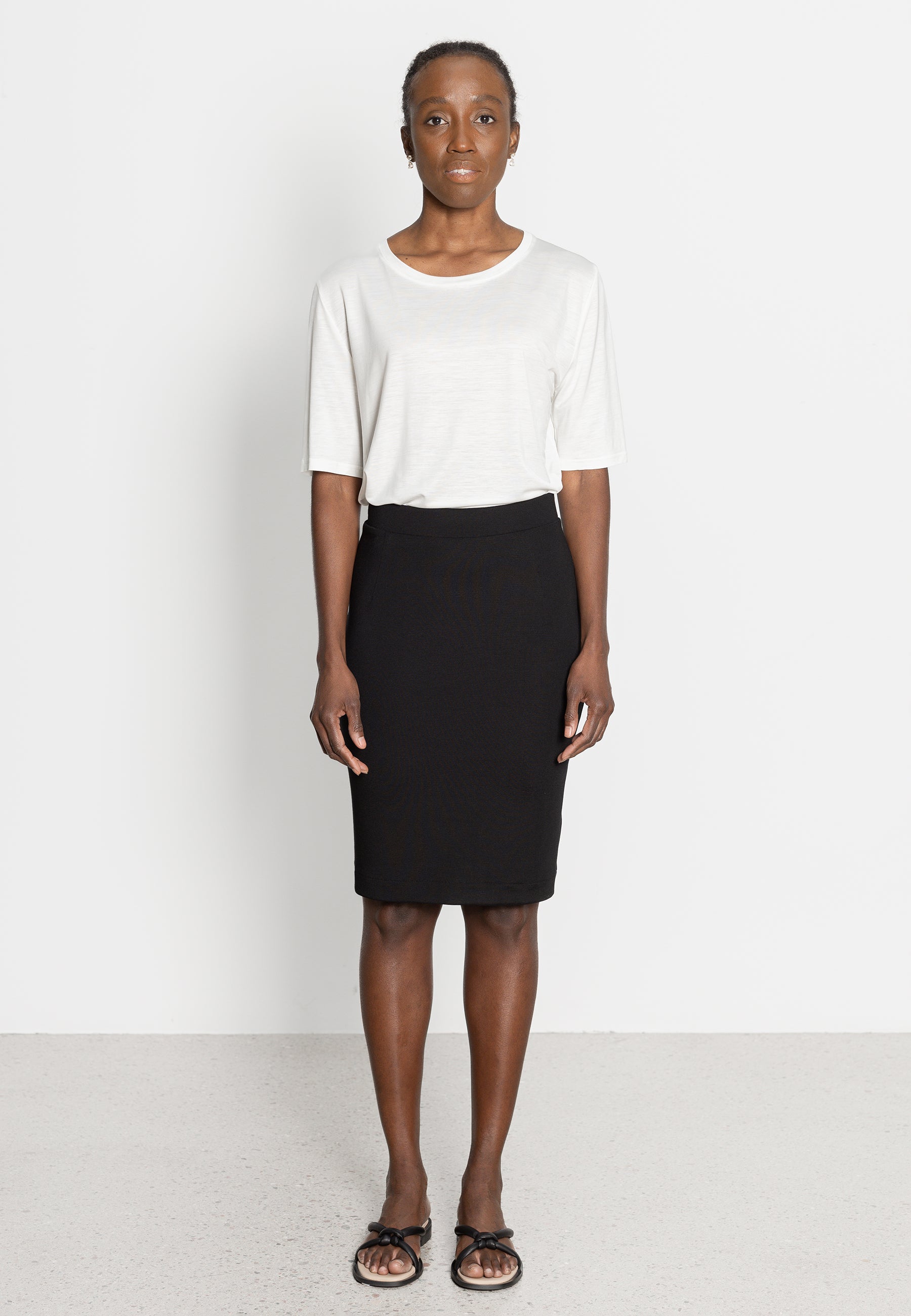 PENCIL SKIRT