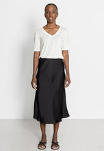 Load image into Gallery viewer, A-LINE MIDI SKIRT
