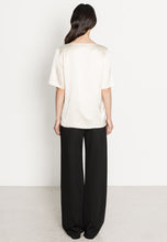 Load image into Gallery viewer, SATIN TOP
