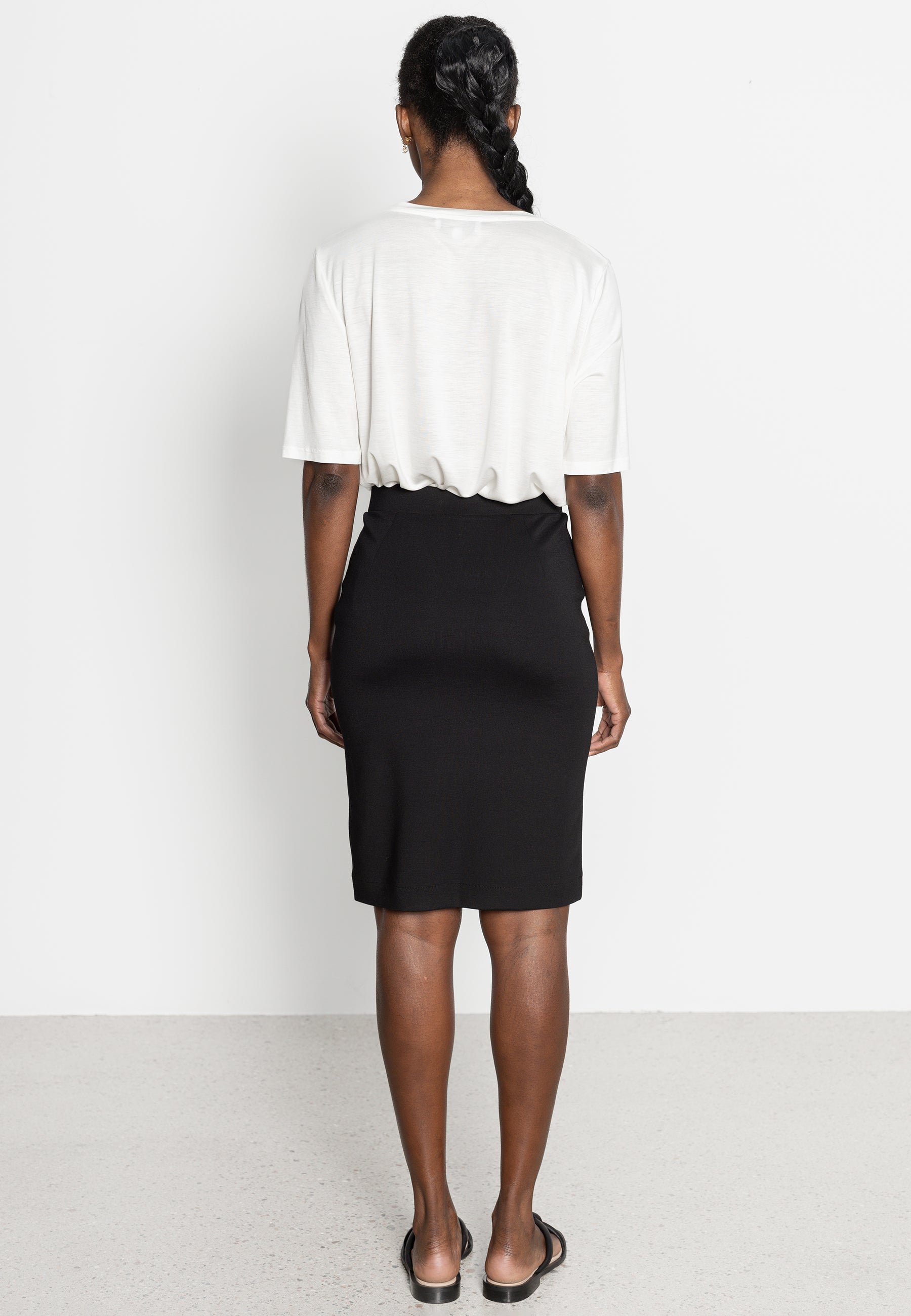 PENCIL SKIRT