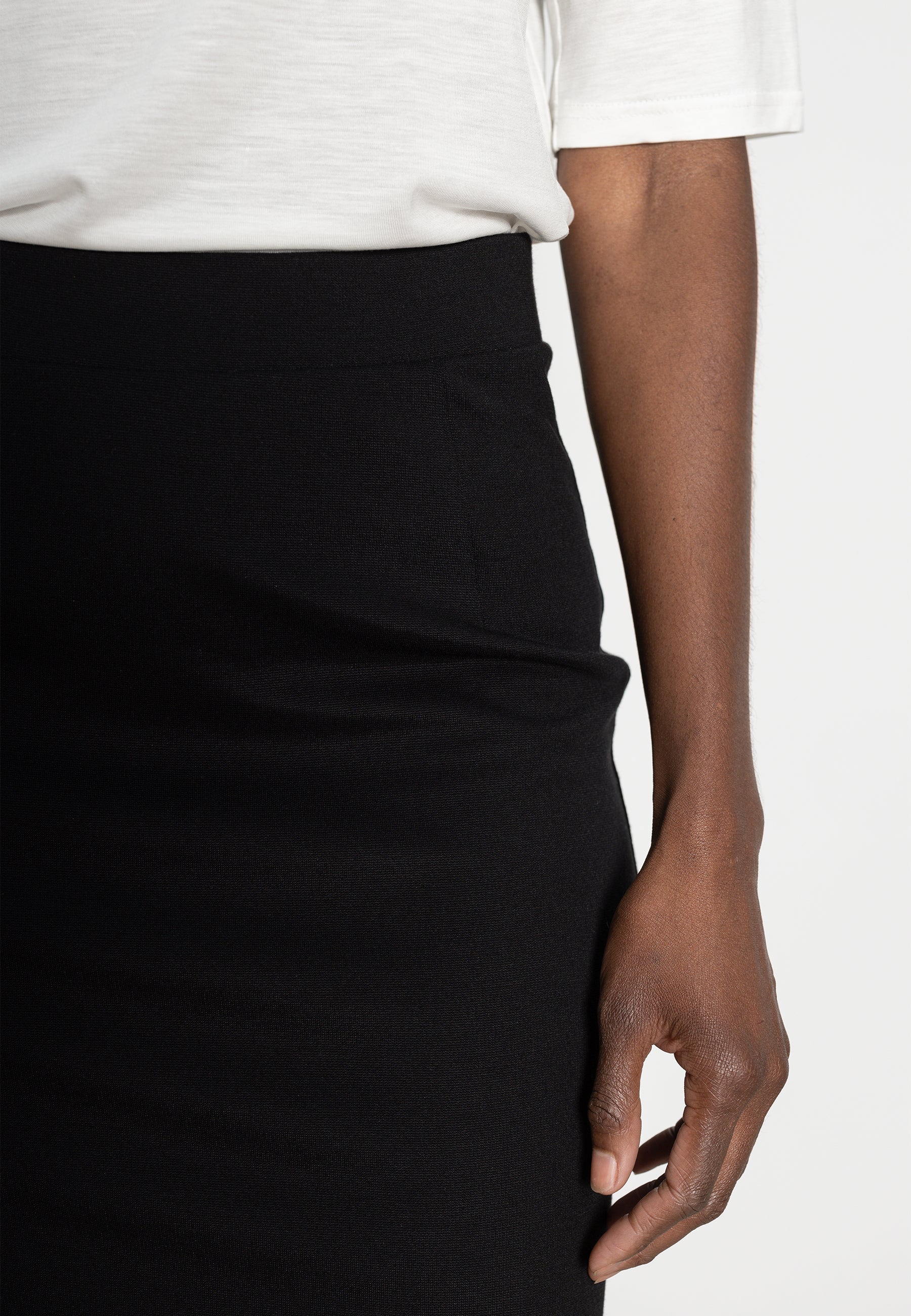 PENCIL SKIRT