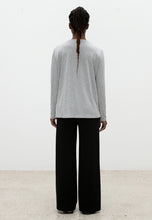 Load image into Gallery viewer, LIGHTWEIGHT LONG SLEEVE TOP
