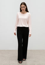 Load image into Gallery viewer, LIGHTWEIGHT LONG SLEEVE TOP
