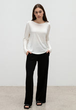 Load image into Gallery viewer, LIGHTWEIGHT LONG SLEEVE TOP

