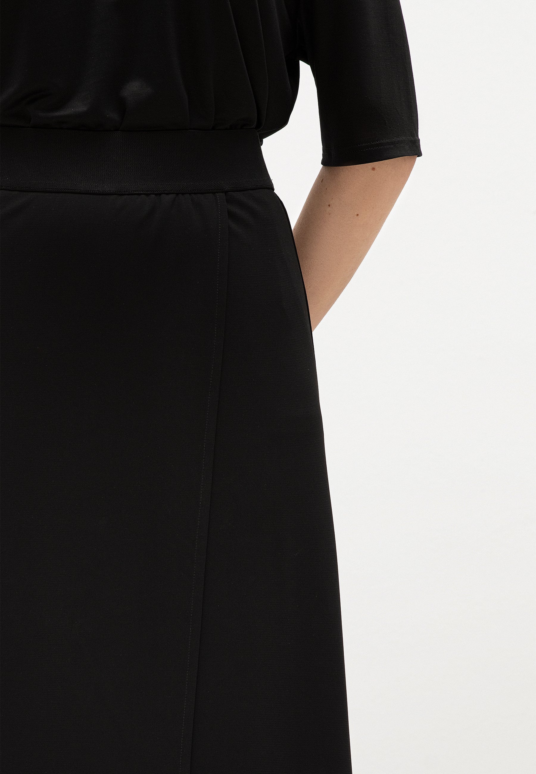 WRAP SKIRT